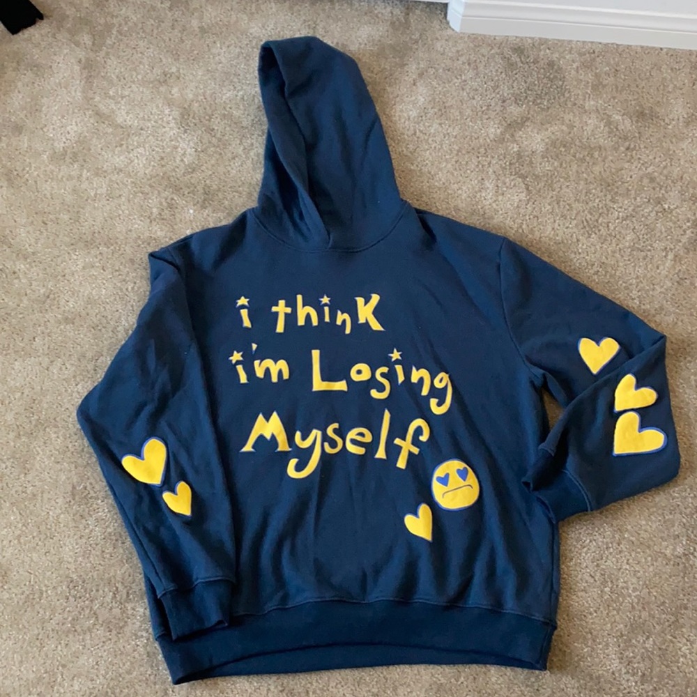 Sweatshirt